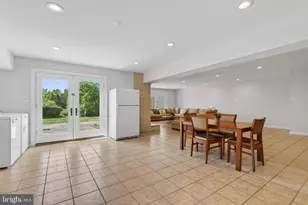 740 Kentland Dr, Great Falls, VA 22066 - Photo 4