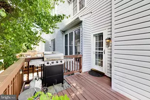 7516 Lamoyne Ct, Alexandria, VA 22315 - Photo 14