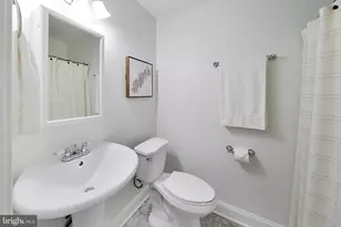 7516 Lamoyne Ct, Alexandria, VA 22315 - Photo 28