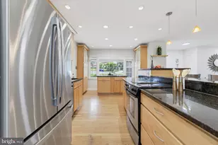 9538 Stevebrook Rd, Fairfax, VA 22032 - Photo 22