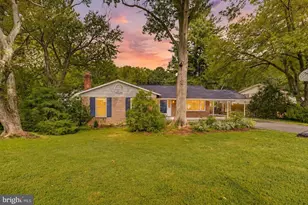 9538 Stevebrook Rd, Fairfax, VA 22032 - Photo 2