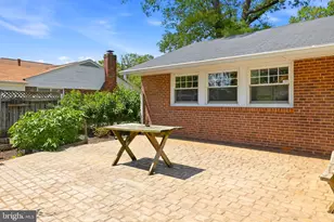 14703 Carlbern Dr, Centreville, VA 20120 - Photo 50