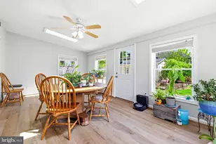 14703 Carlbern Dr, Centreville, VA 20120 - Photo 20