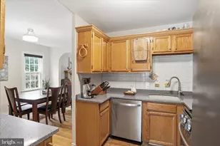 2505 Popkins Ln, Alexandria, VA 22306 - Photo 10