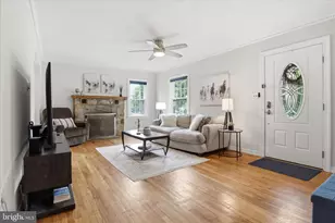 2505 Popkins Ln, Alexandria, VA 22306 - Photo 6