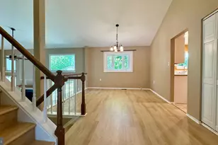 10935 Adare Dr, Fairfax, VA 22032 - Photo 4