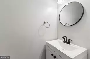 7452 Gadsby Square, Alexandria, VA 22315 - Photo 12