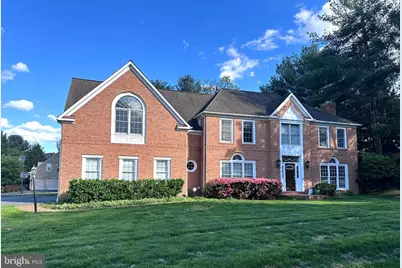 915 Winstead Street, Great Falls, VA 22066 - Photo 1
