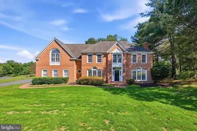 915 Winstead Street, Great Falls, VA 22066 - Photo 1