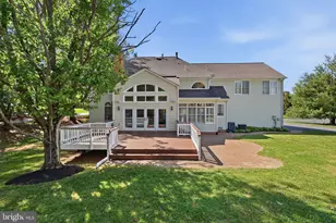 915 Winstead St, Great Falls, VA 22066 - Photo 46