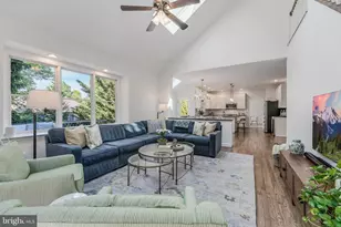 12537 Ridgegate Dr, Herndon, VA 20170 - Photo 16
