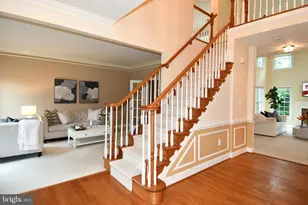 13619 Weinstein Ct, Centreville, VA 20120 - Photo 6