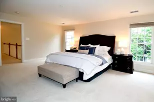 13619 Weinstein Ct, Centreville, VA 20120 - Photo 36