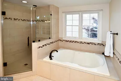 13619 Weinstein Court, Centreville, VA 20120 - Photo 40