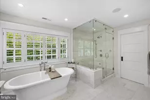 2120 Elliott Ave, McLean, VA 22101 - Photo 32