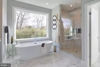 125 Casmar Street SE, Vienna, VA 22180 - Photo 24