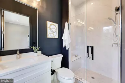 125 Casmar Street SE, Vienna, VA 22180 - Photo 16