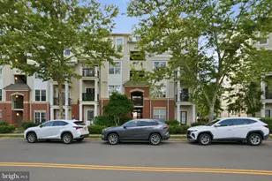 11325 Aristotle Dr, Fairfax, VA 22030 - Photo 24