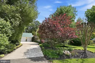 10204 Yellow Pine Dr, Vienna, VA 22182 - Photo 10
