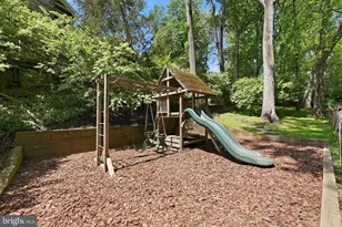 10204 Yellow Pine Dr, Vienna, VA 22182 - Photo 102