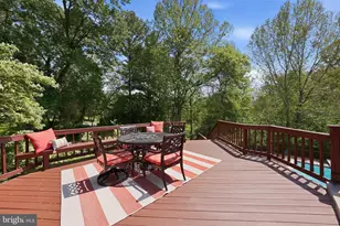 10204 Yellow Pine Dr, Vienna, VA 22182 - Photo 90