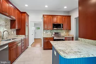4207 Adrienne Dr, Alexandria, VA 22309 - Photo 14