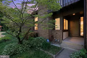 2173 Glencourse Ln, Reston, VA 20191 - Photo 1