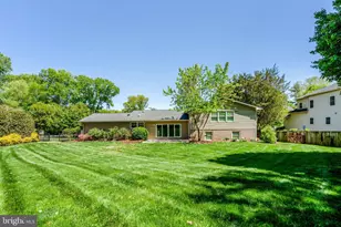 4510 Rhett Ln, Fairfax, VA 22030 - Photo 2