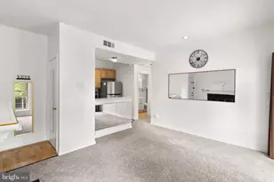 3912 Penderview Dr, Fairfax, VA 22033 - Photo 4