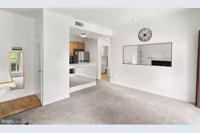 3912 Penderview Drive #528, Fairfax, VA 22033 - Photo 4