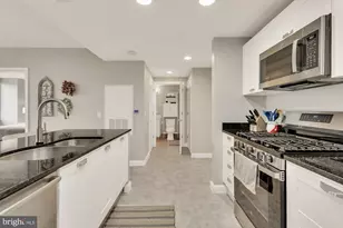 2451 Midtown Ave, Alexandria, VA 22303 - Photo 8