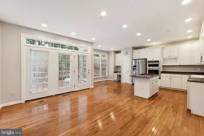 8048 Kidwell Town Court, Vienna, VA 22182 - Photo 4