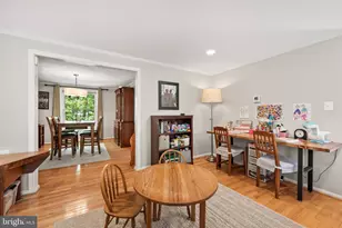 10906 Carters Oak Way, Burke, VA 22015 - Photo 8