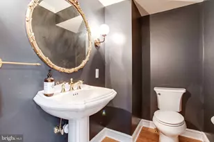 8500 Brook Rd, McLean, VA 22102 - Photo 22
