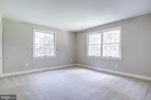 8500 Brook Rd, McLean, VA 22102 - Photo 32