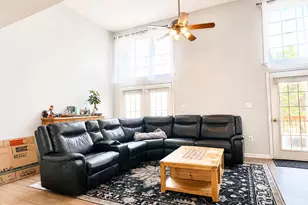 14602 Creek Valley Ct, Centreville, VA 20120 - Photo 6