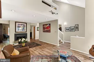 10714 Midsummer Dr, Reston, VA 20191 - Photo 26