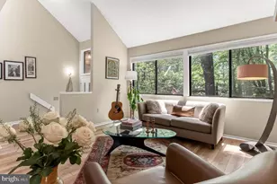 10714 Midsummer Dr, Reston, VA 20191 - Photo 24