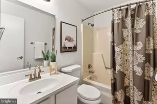 10714 Midsummer Dr, Reston, VA 20191 - Photo 54