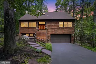 10714 Midsummer Dr, Reston, VA 20191 - Photo 4