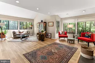10714 Midsummer Dr, Reston, VA 20191 - Photo 28