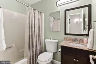 10714 Midsummer Dr, Reston, VA 20191 - Photo 36