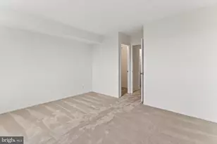 5903 Mt Eagle Dr, Alexandria, VA 22303 - Photo 44