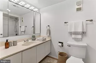 5903 Mt Eagle Dr, Alexandria, VA 22303 - Photo 14