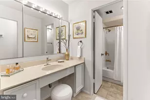 5903 Mt Eagle Dr, Alexandria, VA 22303 - Photo 10