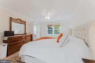 9923 Marquand Dr, Burke, VA 22015 - Photo 34
