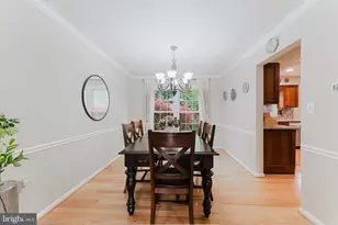 9923 Marquand Dr, Burke, VA 22015 - Photo 10