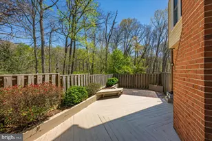 7730 Shootingstar Dr, Springfield, VA 22152 - Photo 32