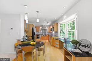 6423 John Jackson Ct, Fairfax Station, VA 22039 - Photo 18