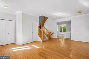 4666 Flatlick Branch Dr, Chantilly, VA 20151 - Photo 8